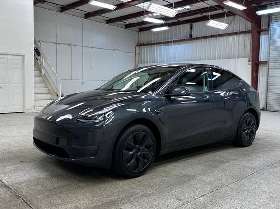 TESLA MODEL Y 2024 7SAYGDED7RF199650 image